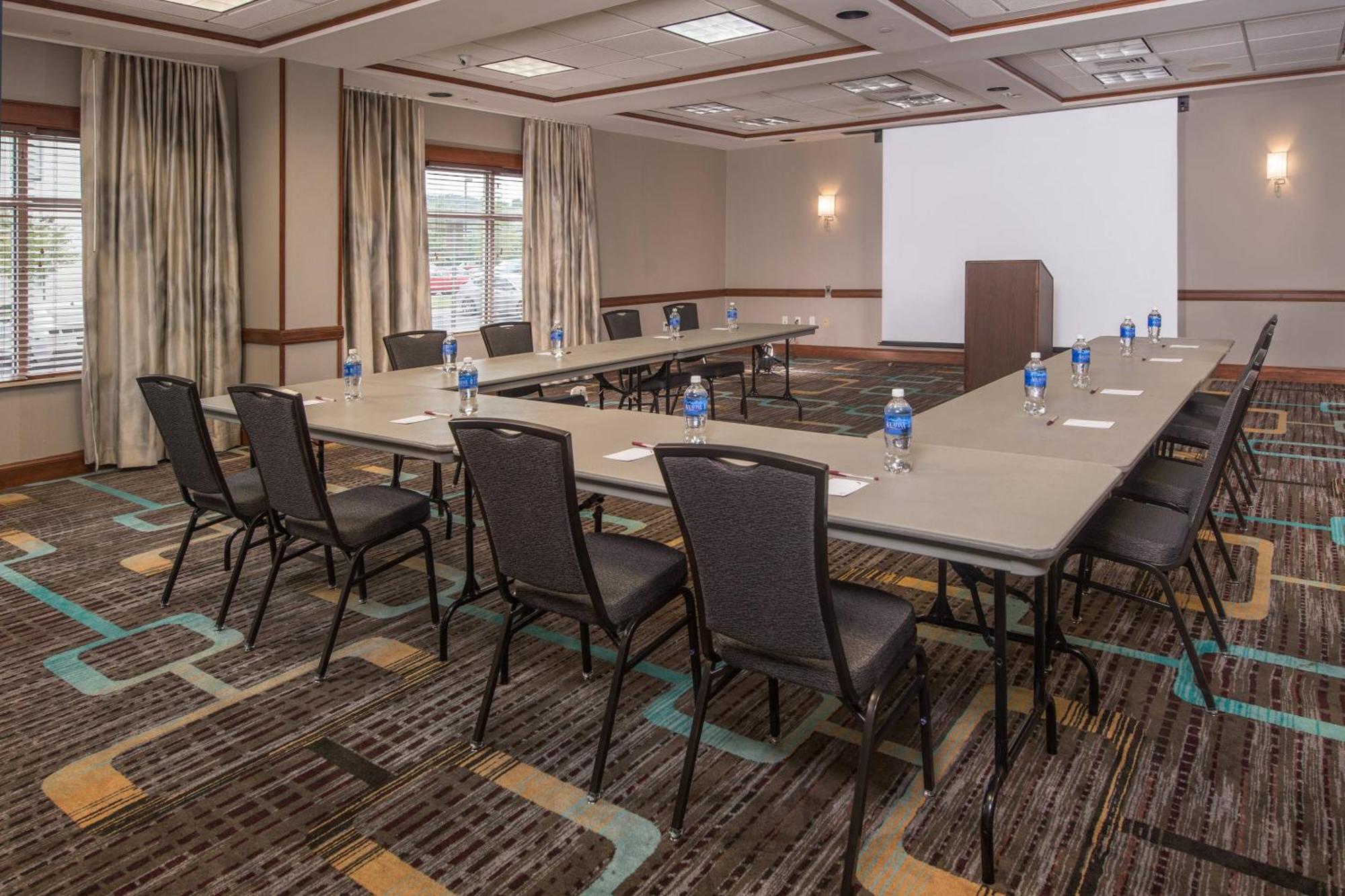 Residence Inn By Marriott Chesapeake Greenbrier Exterior photo
