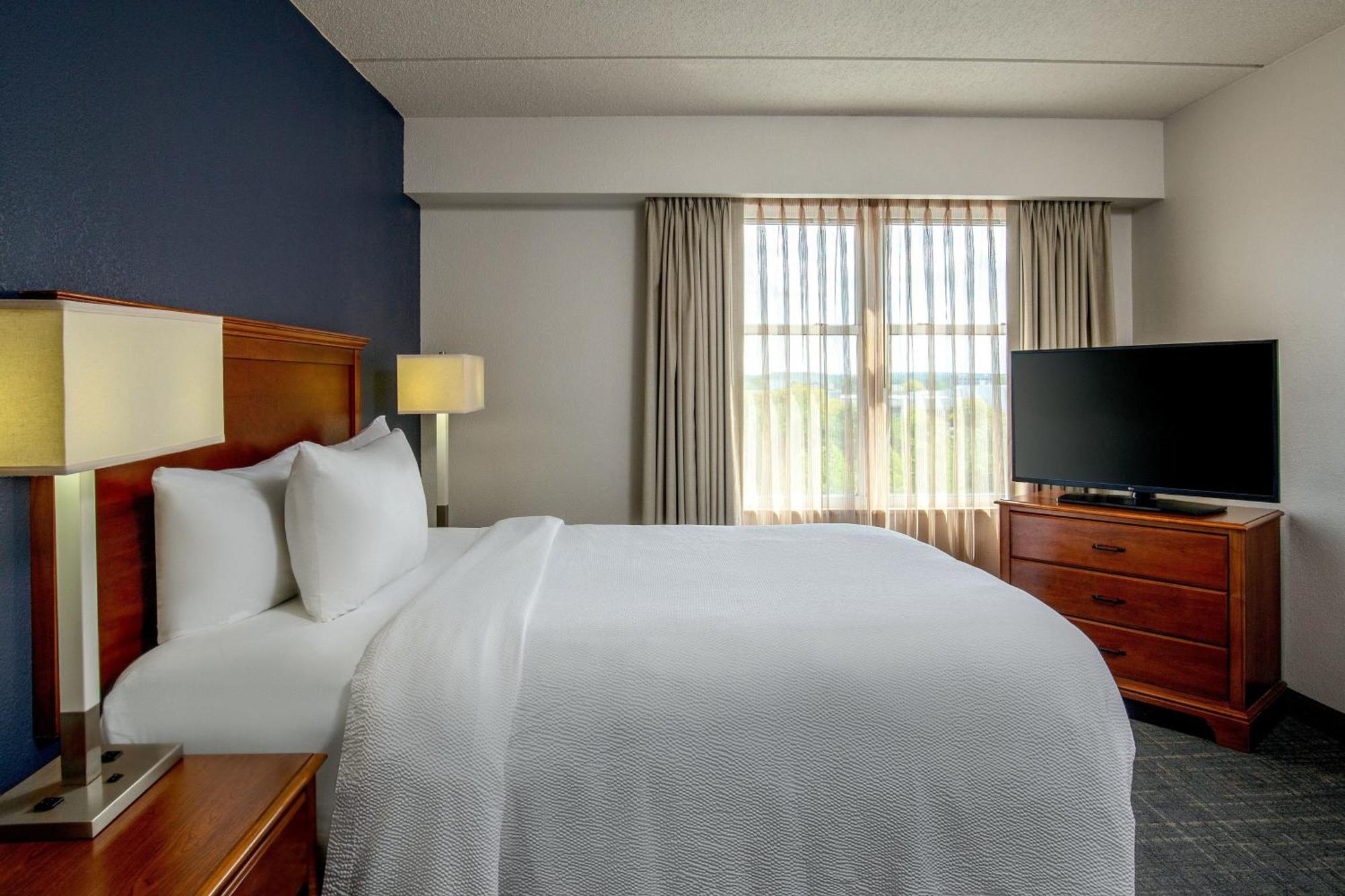 Residence Inn By Marriott Chesapeake Greenbrier Exterior photo