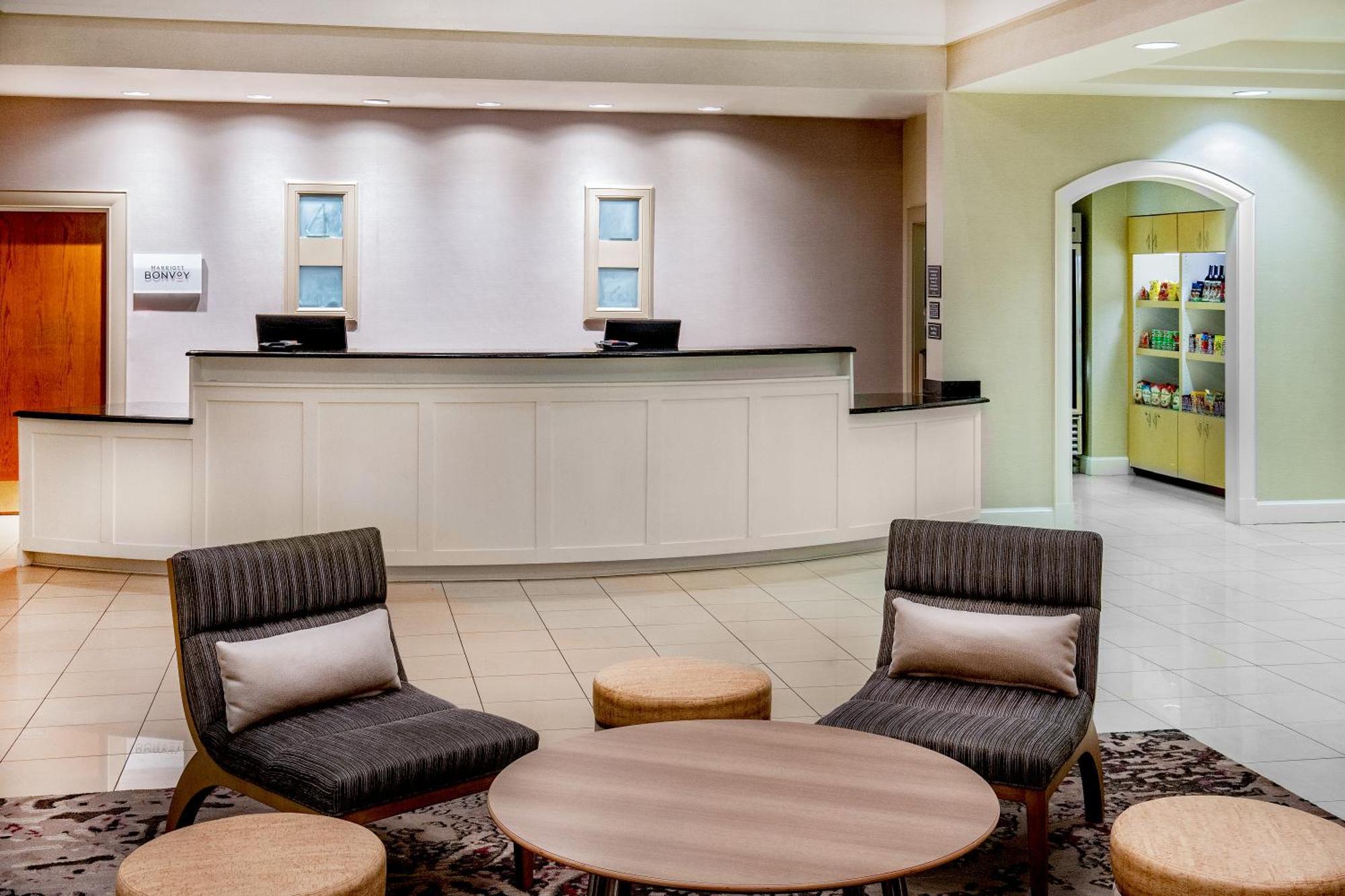 Residence Inn By Marriott Chesapeake Greenbrier Exterior photo