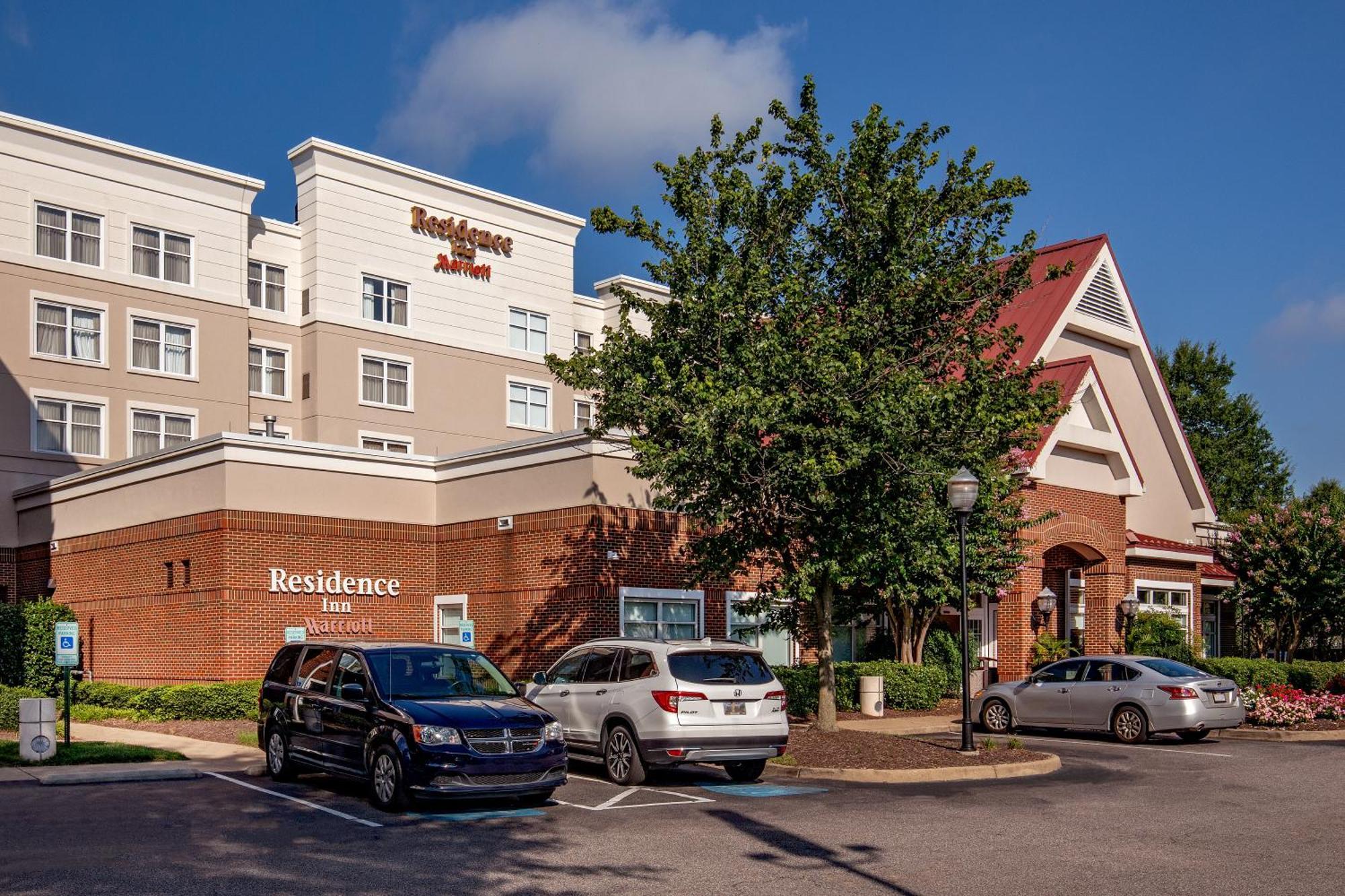 Residence Inn By Marriott Chesapeake Greenbrier Exterior photo